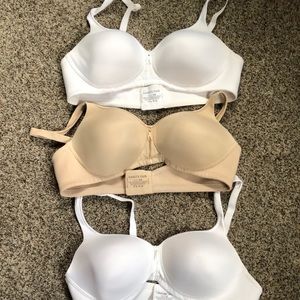 40B vanity Fair bras